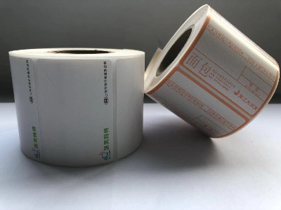 不干胶标签这样使用光油，效果超乎你想象。